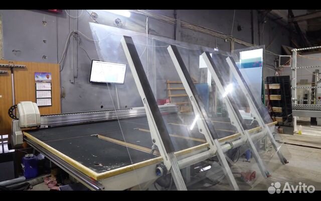 Стеклянные двери на заказ