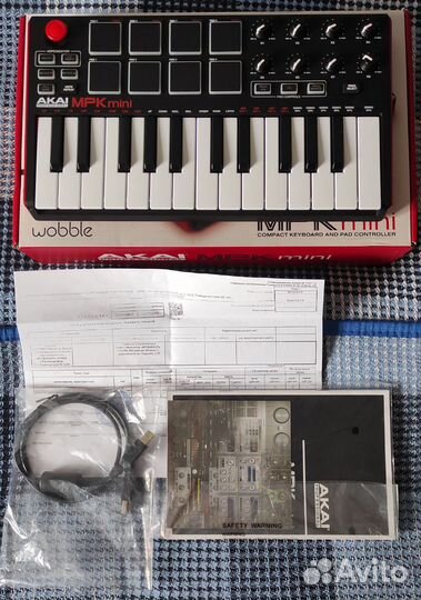 Midi-клавиатура Akai PRO MPK mini MK2