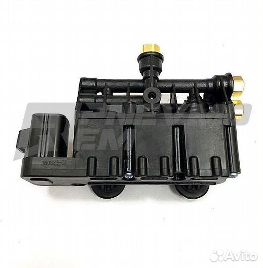 Блок клапанов пневмоподвески Land Rover Discovery