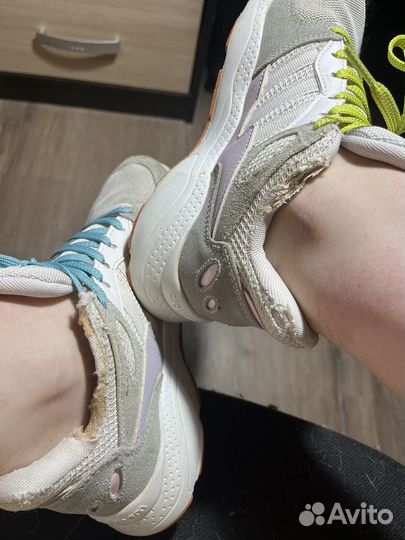 Кроссовки adidas