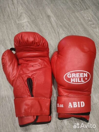 Боксерские перчатки 10 oz green hill новые