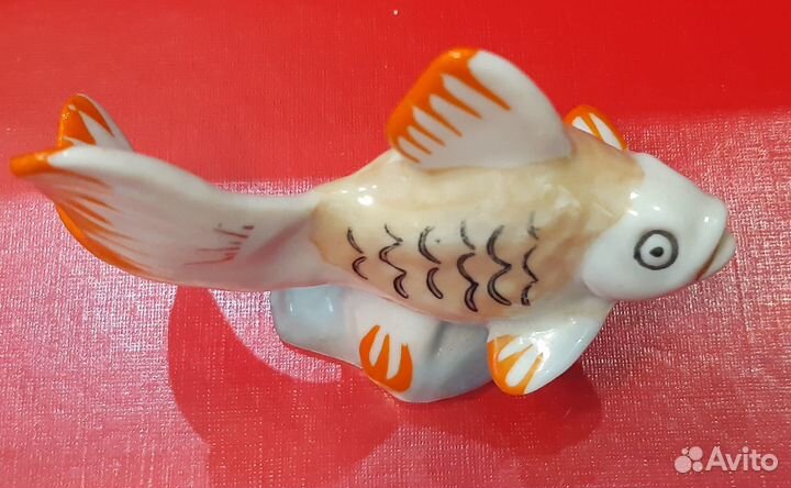 Фарфоровая статуэтка Золотая рыбка Барановка 1950е