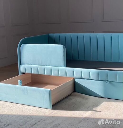 Кровать для детей и подростков