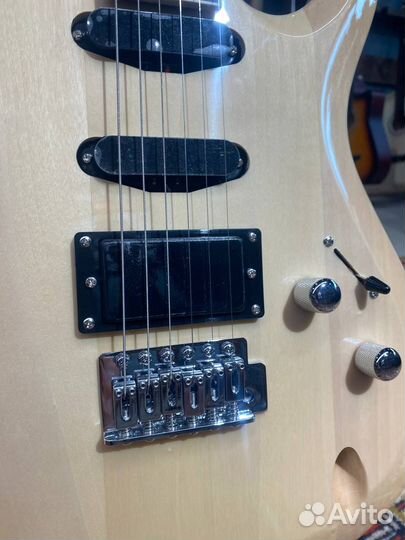 Электрогитара Caraya E226N