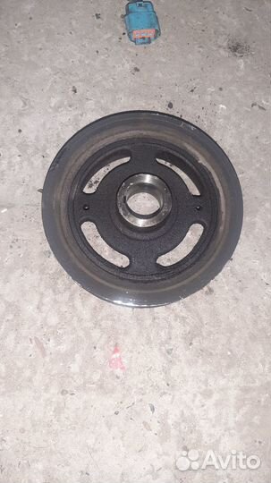 Шкив коленвала на Ниссан Ноут,Ниссан Тиида и др