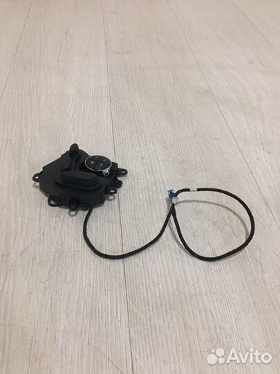 Блок управления сиденьем левый Mercedes Benz E280