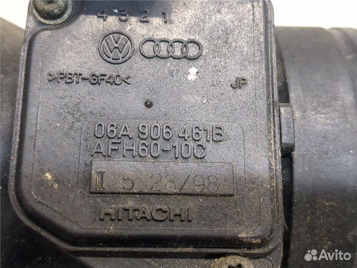 Измеритель потока воздуха Volkswagen Bora, 1998