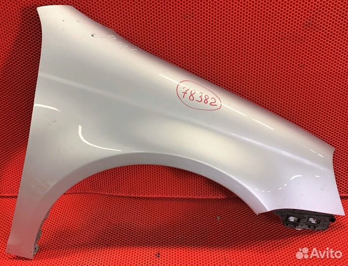Крыло переднее правое Volkswagen Golf 1K5 BKD 1K58