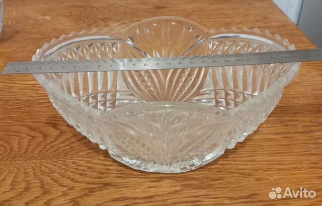 Хрустальная ваза