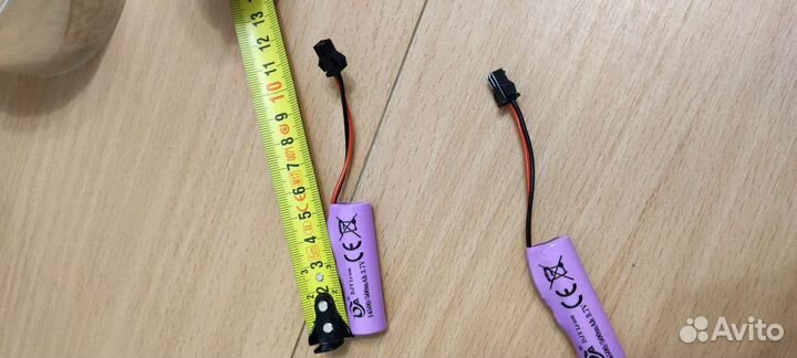 Аккумулятор литиевый с выводами