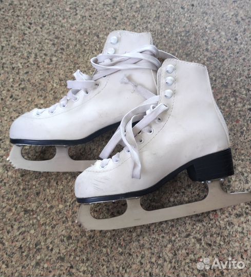 Коньки фигурные