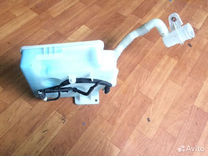 Бачок стеклоомывателя Volkswagen Touran 1T2