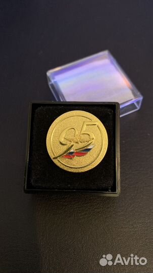 Коллекционный значок 