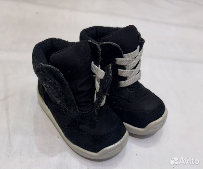 Ботинки деми Ecco Gore Tex,22 р