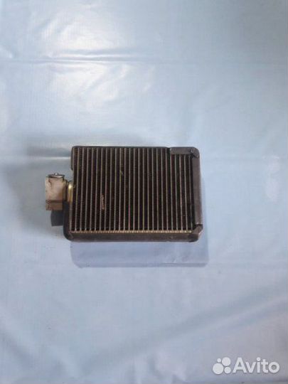 Испаритель кондиционера Nissan Wingroad Y11 QG15