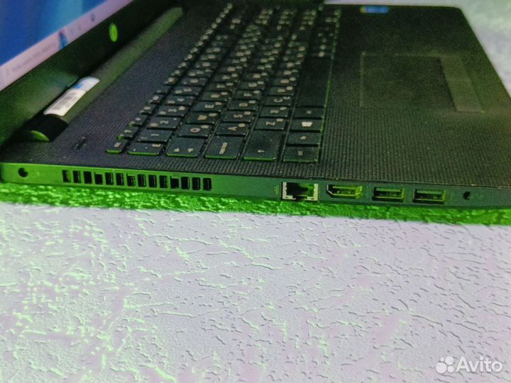 Ноутбук HP Core i3