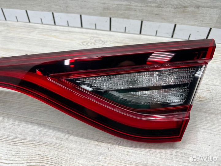 Фонарь задний внутренний правый Renault Arkana