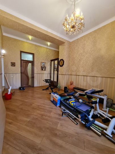 2-к. квартира, 52 м², 1/2 эт.