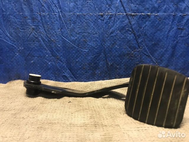 Педаль тормоза Renault Symbol 2 седан 1.6 K4M 2008