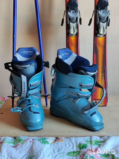 Горнолыжный комплект лыжи ботинки, палки,чехлы