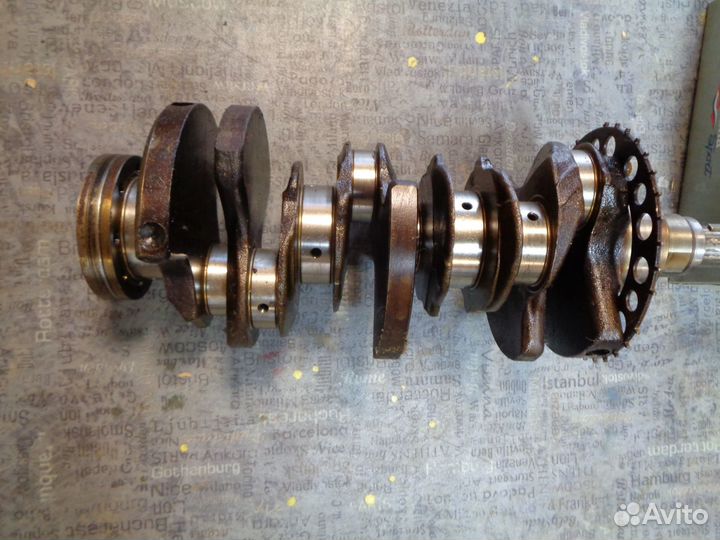 Mitsubishi pajero sport 3 6B31 Коленвал 3Л бензин