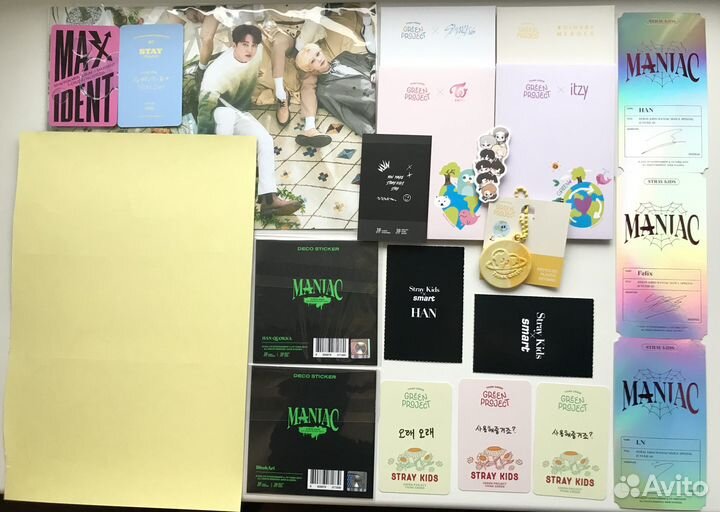 Карты, стикеры, брелок, тикеты Stray Kids