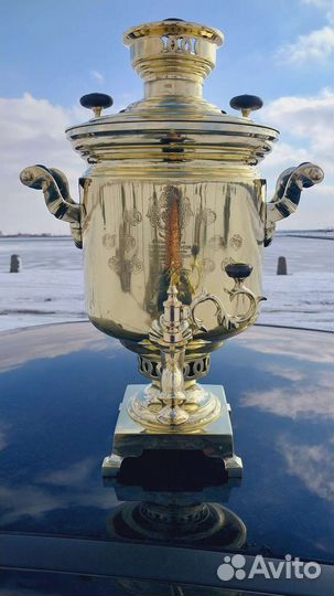 Самовар старинный с медалями Баташева