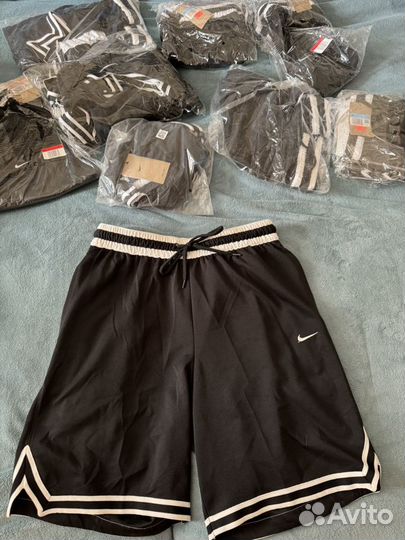 Шорты Nike Dri-FIT DNA (M / L / XL)