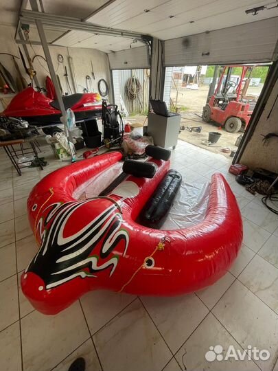 Водная летающая ватрушка