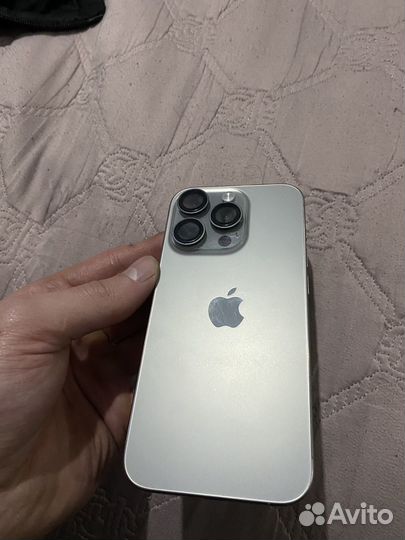 iPhone 15 Pro, 256 ГБ