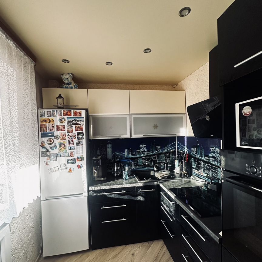 Квартира 2-комн. 41 м² в пгт Никель — фото 5