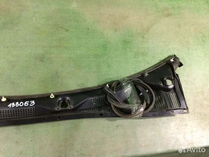 Решетка под лобовое стекло Subaru Impreza GG2