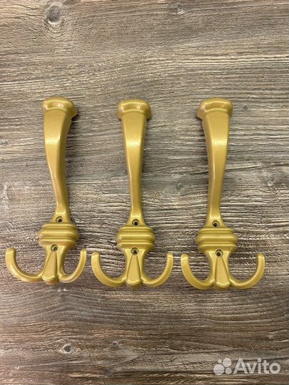 Крючек -вешалка 3 шт