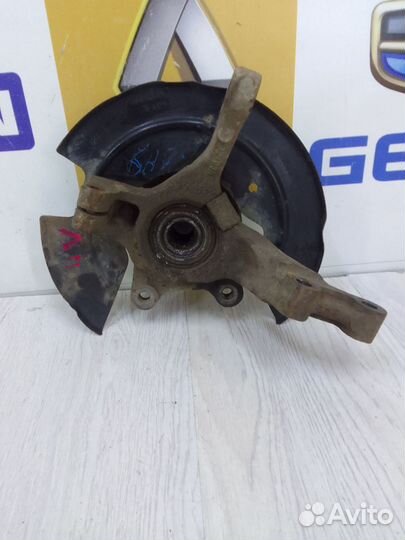 Кулак поворотный Цапфа Ступица в сборе Renault san