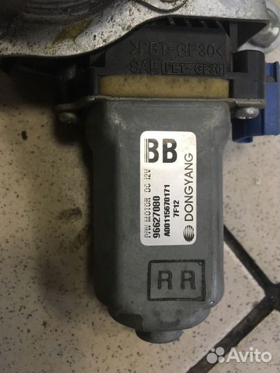 Стеклоподъемник передний правый Chevrolet Epica