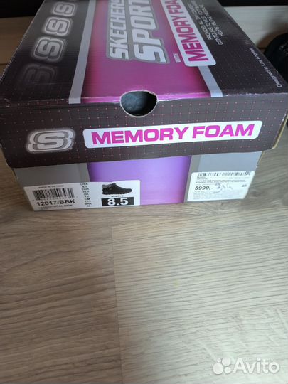 Ботинки женские демисезонные scetchers 38,5