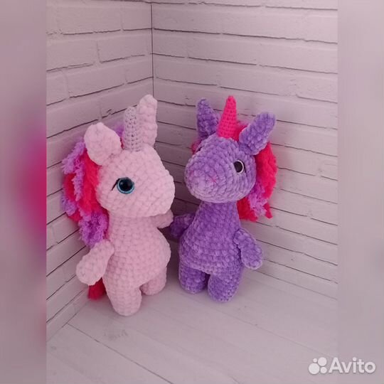 Вязаные игрушки ручной работы.Единорог, заяц