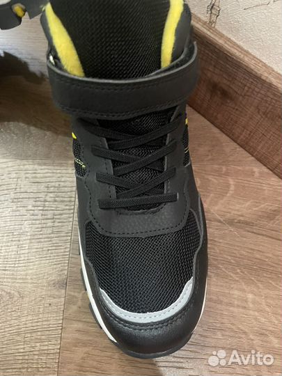 Ботинки для мальчика 38 размер новые