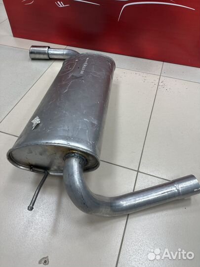 Глушитель на ford focus 3 2.0 литр. Задняя