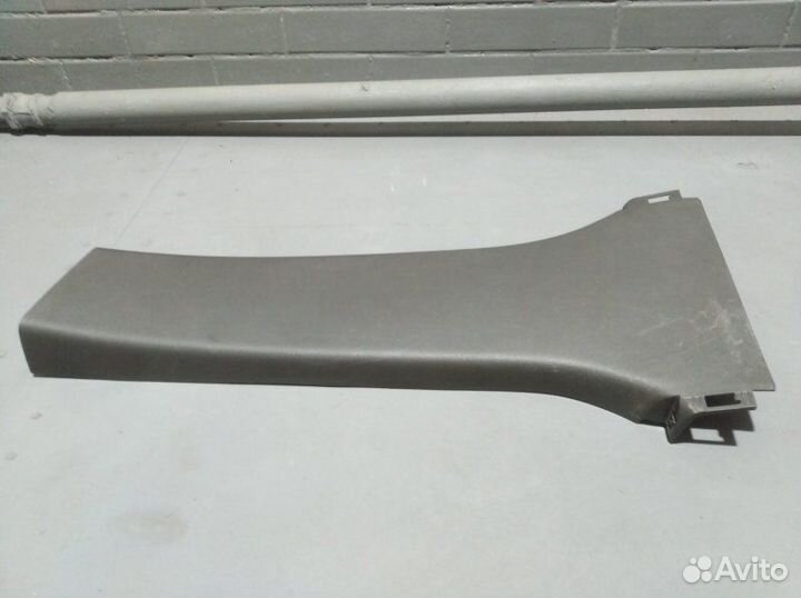 Обшивка средней стойки левая Chevrolet Cobalt