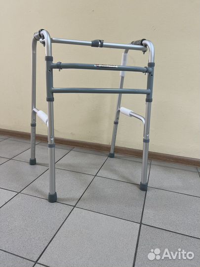 Ходунки для взрослых шагающие