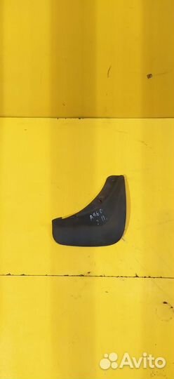 Брызговик задний правый Chevrolet Aveo T200