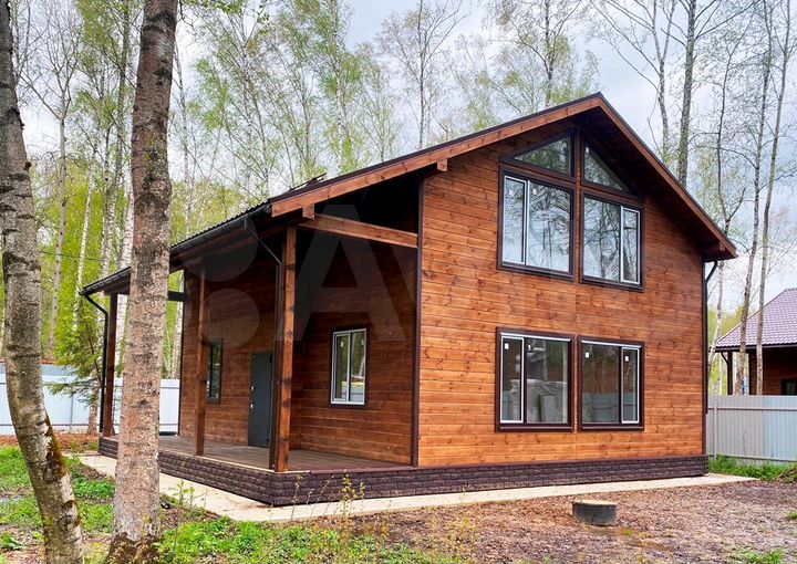 Дом 185 м² на участке 8,5 сот.