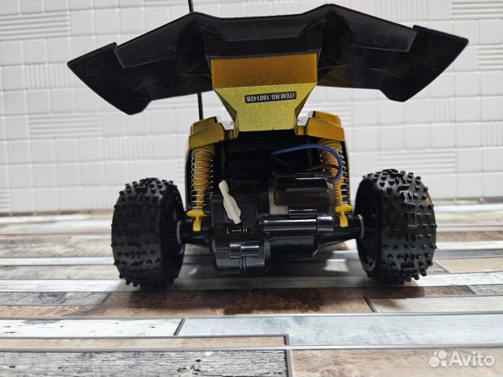 Машинка nikko Dictator