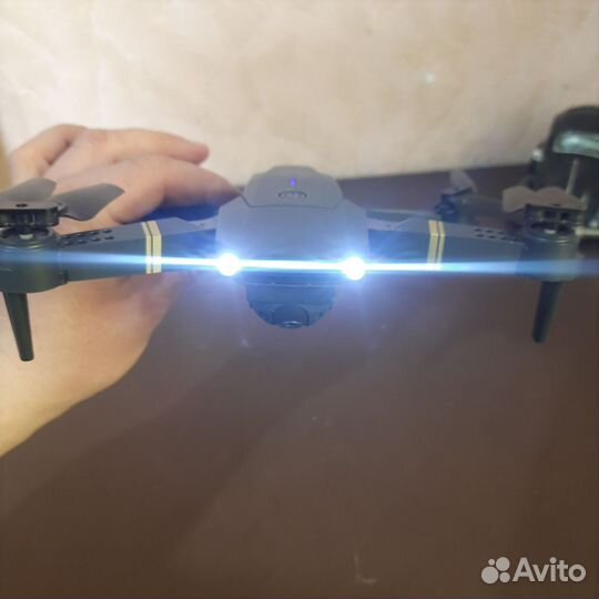 Квадрокоптер с камерой