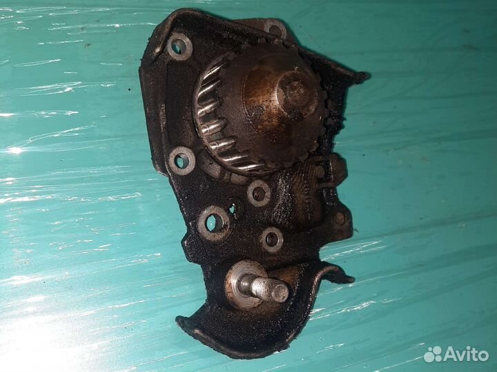 Помпа Renault megane 1