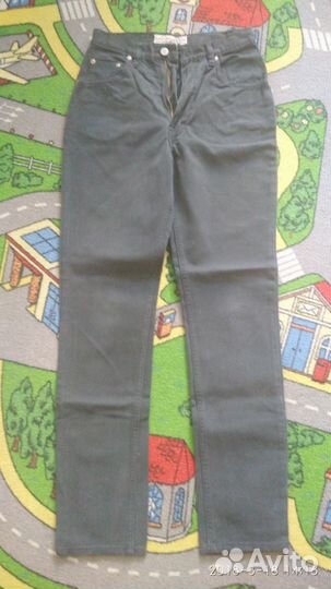 Джинсы женские