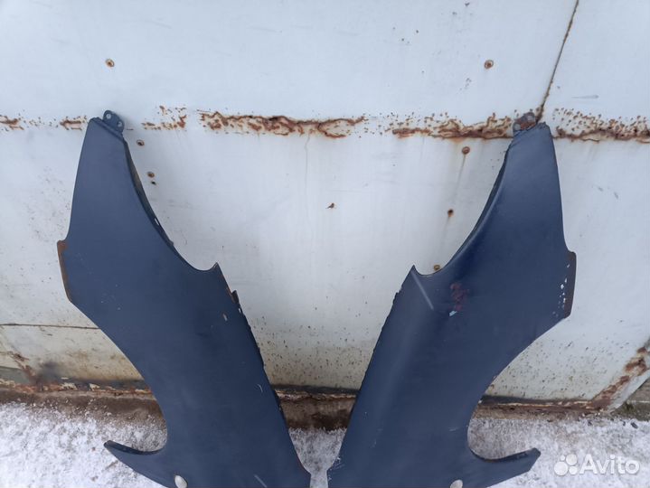Крыло переднее левое правое Peugeot 206