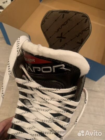 Коньки Хоккейные bauer vapor X3.5, SR 9.5D, 43-44