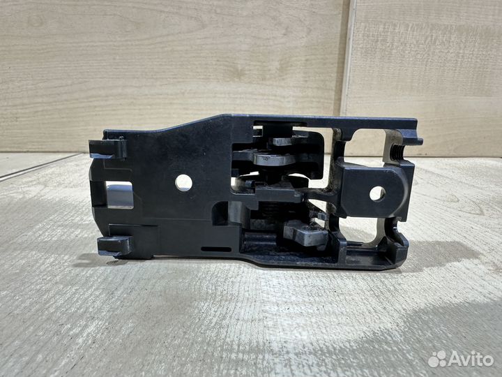 Ручка двери левая серая Toyota land cruiser 100 99